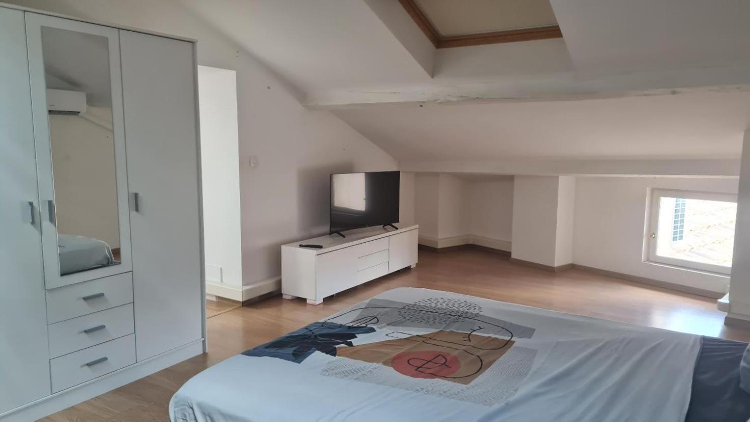 Appartement Nimes Centre Luaran gambar