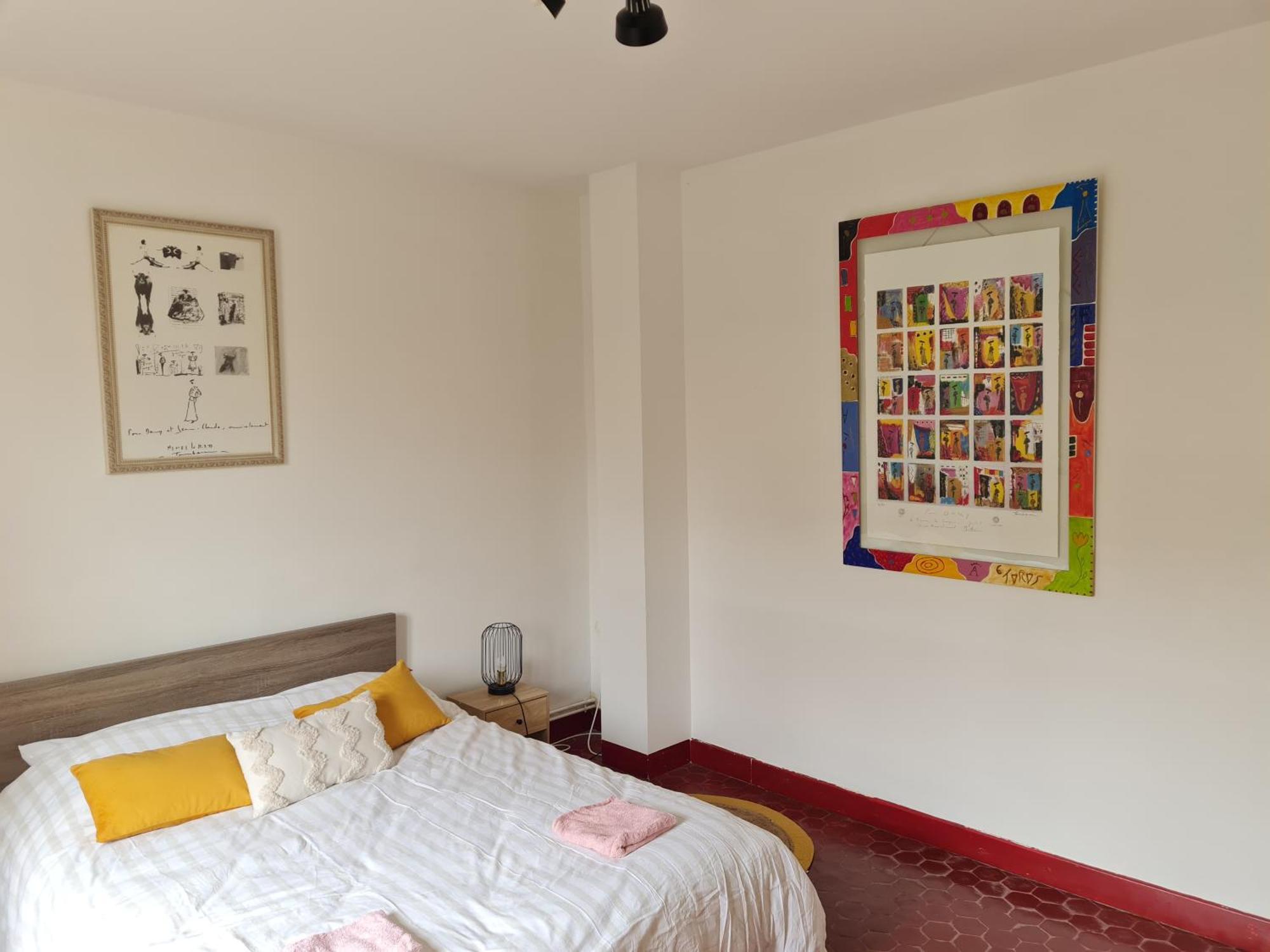 Appartement Nimes Centre Luaran gambar